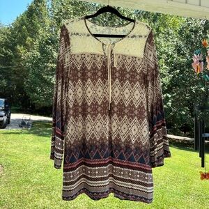 JODIFL Lace Detail Dress in Cream and Brown